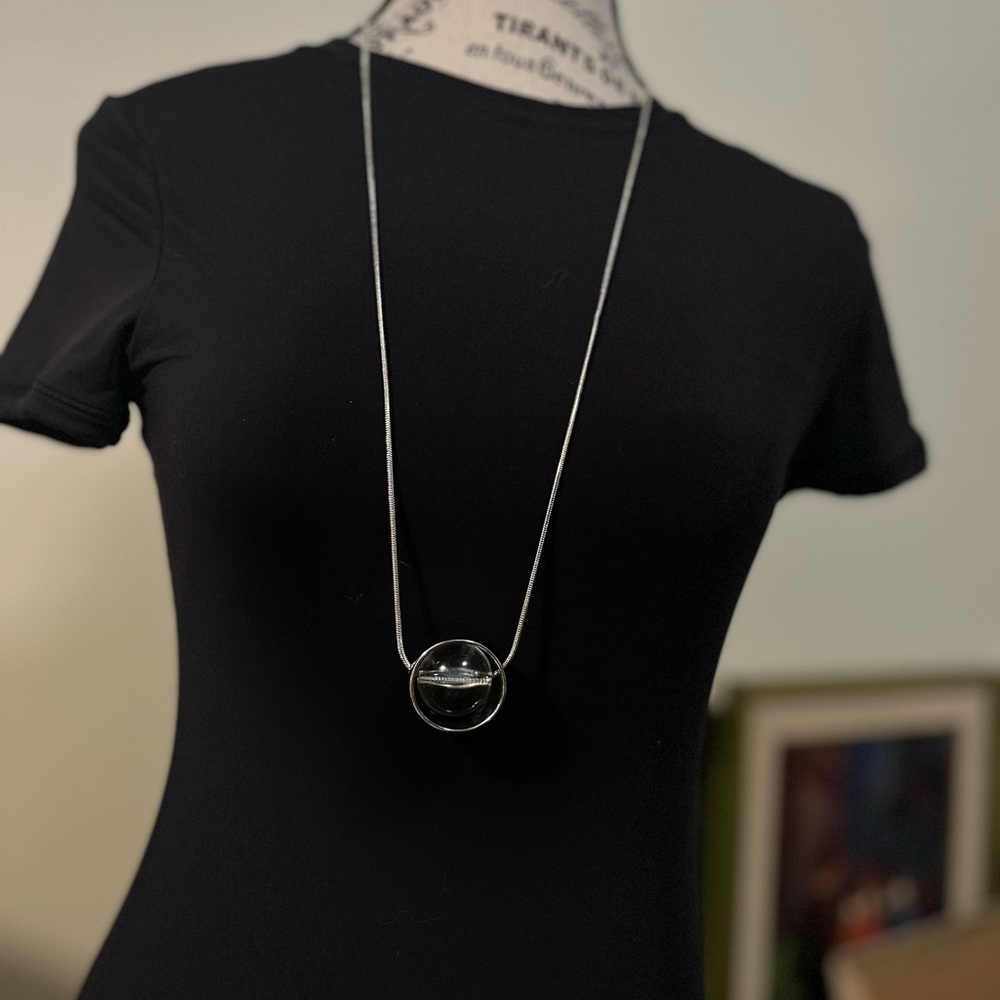 Chico’s Modern Silver & Glass Pendant Necklace